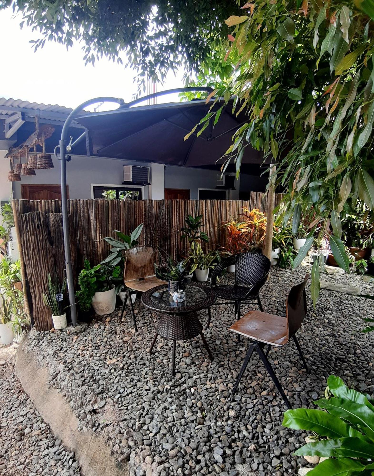 Elisha'S Guest House Coron Extérieur photo